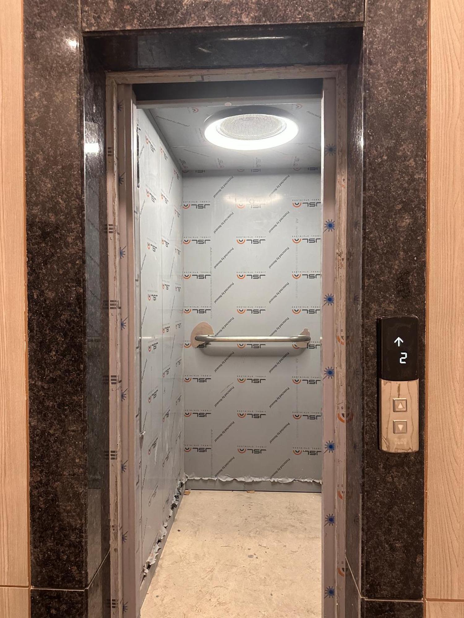 The Lodgers 2 Bhk Serviced Apartment Near Artemis Hospital Sector 57 Gurgaon - Nearest Metro Station Sector 54 Chowk Exterior photo